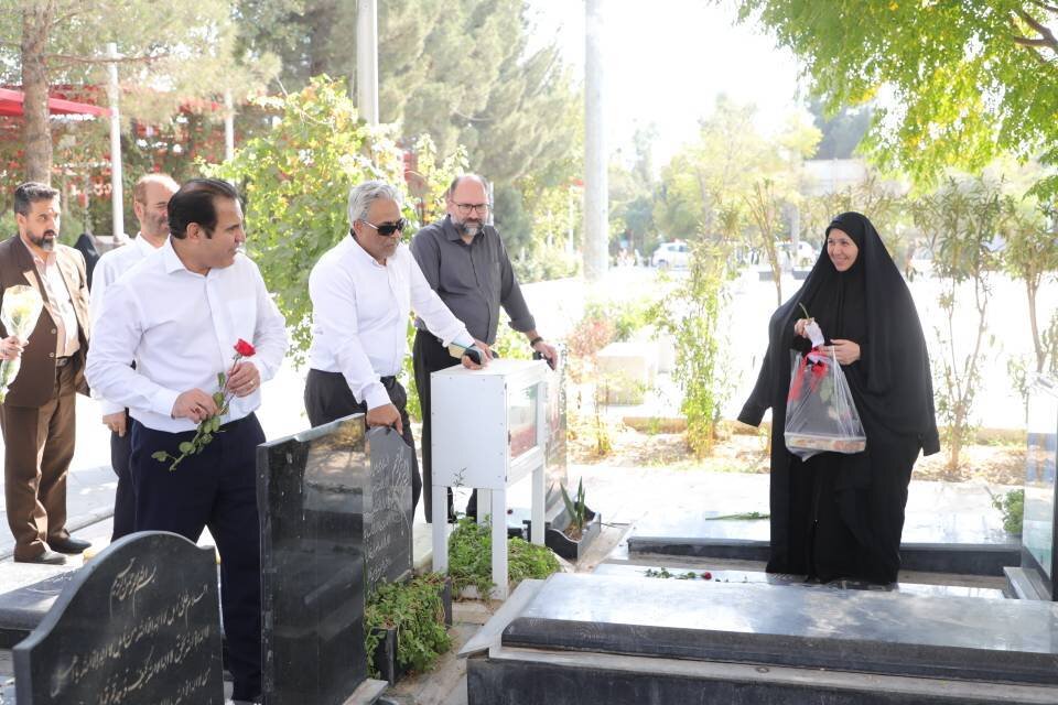  تجدید میثاق مدیران شهری منطقه ۱۳  با شهدای آتش‌نشان پلاسکو و خدمت