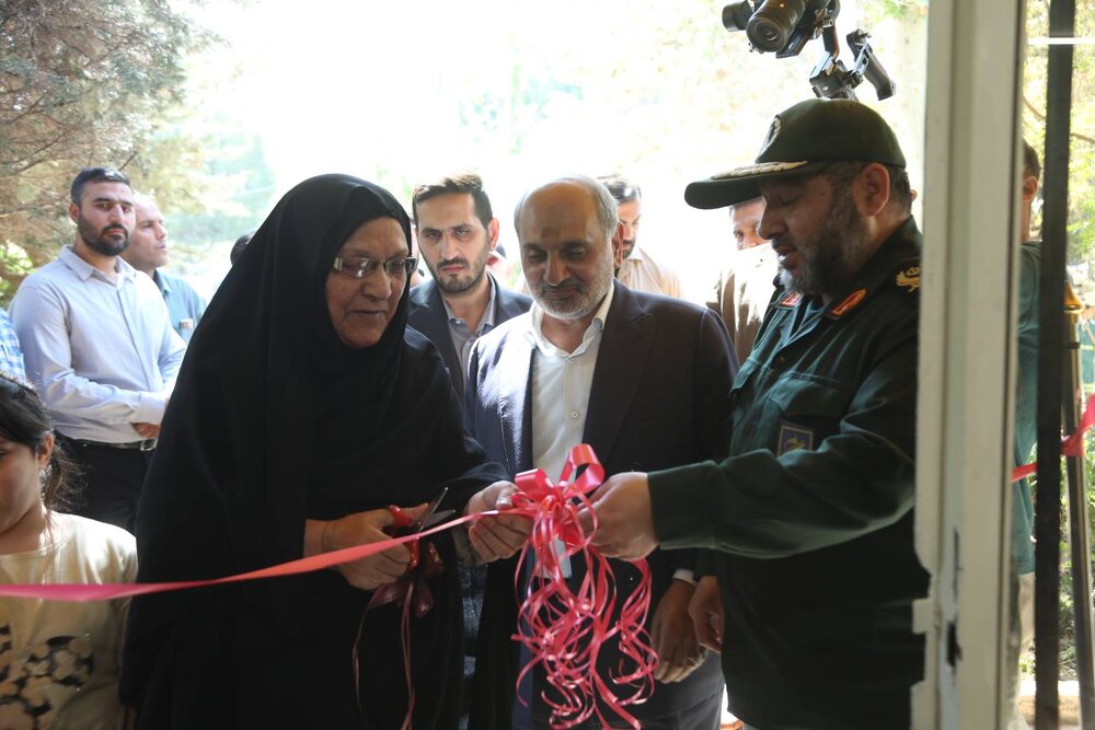 افتتاح حسینیه بوستان رضوان و برگزاری یادمان شهید گمنام در منطقه ۱۰