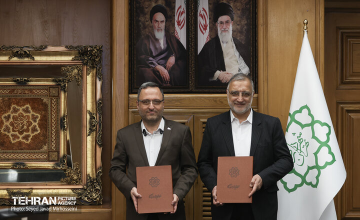 انعقاد تفاهم‌نامه توسعه بخش شرقی خط ۴ مترو تهران؛ زاکانی: طراحی ایستگاه‌های بخش شرقی خط ۴ ایرانی-اسلامی است