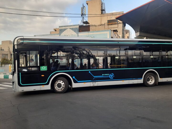 ورود ۸ دستگاه اتوبوس برقی به ناوگان حمل‌ونقل پرتقاضای منطقه ۸