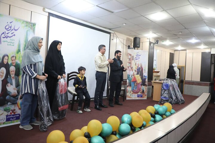 برگزاری جشن بزرگ سالمندی در منطقه ۹