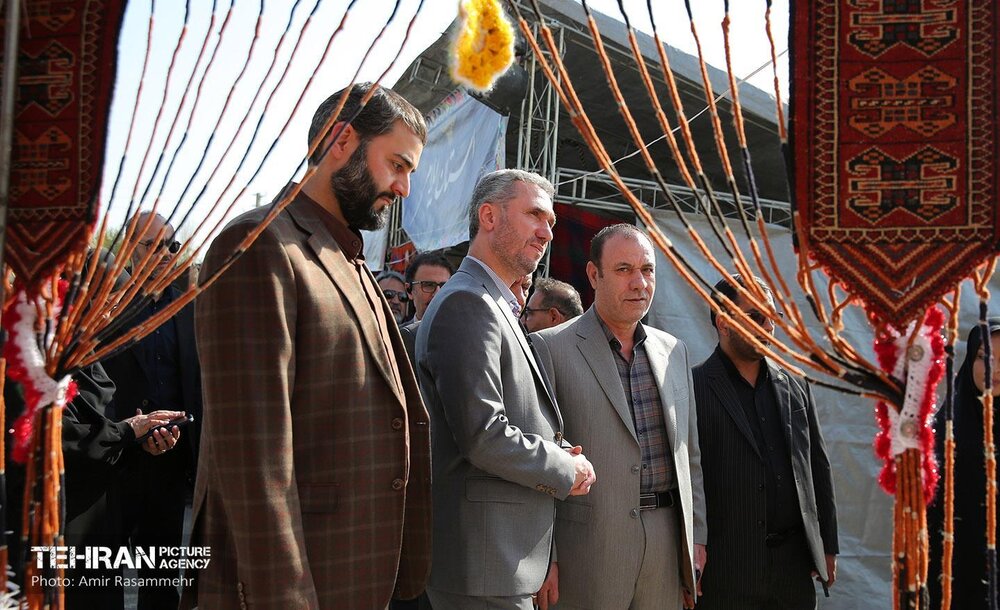 افتتاح جشنواره و نمایشگاه اقوام ایرانی در منطقه 5