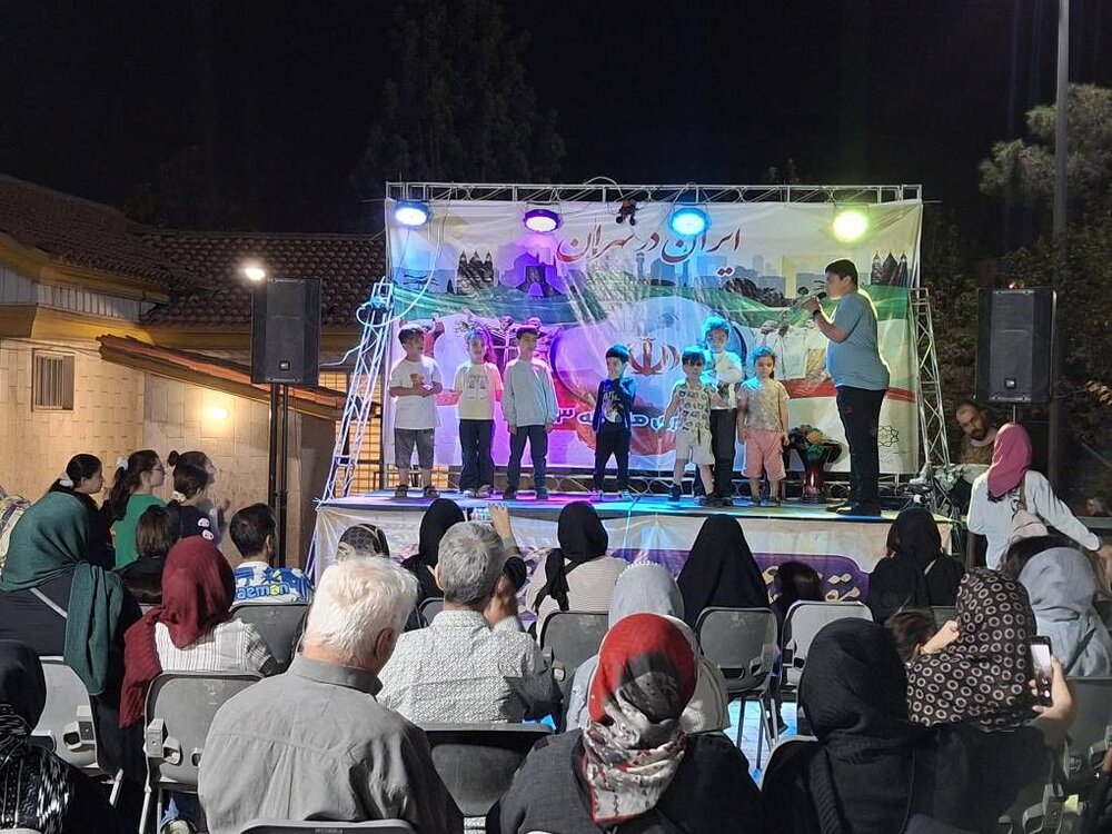 برپایی هفته‌ای با رنگ و بوی اقوام ایرانی در فلکه دوم نیروی هوایی/ میزبانی منطقه ۱۳ از برنامه‌های متنوع فرهنگی و هنری برای تمامی اعضای خانواده