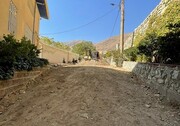 آغاز کف‌سازی و اجرای کفپوش در خیابان آبشار روستای رندان