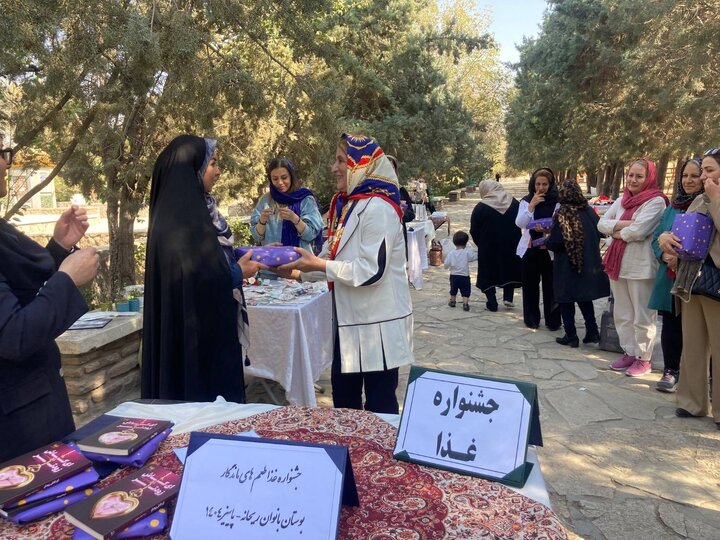 جشنواره «طعم‌های ماندگار»؛ نمایش خلاقیت و همدلی بانوان کارآفرین در بوستان ریحانه