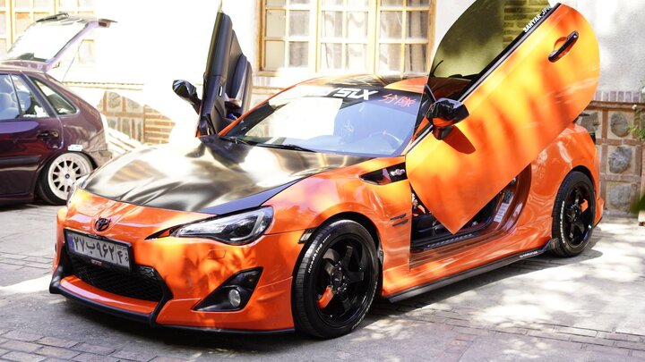 در  نخستین همایش و نمایشگاه خودروهای کلاسیک و موتورسیکلت‌های سنگین منطقه ۱۰ چه گذشت؟