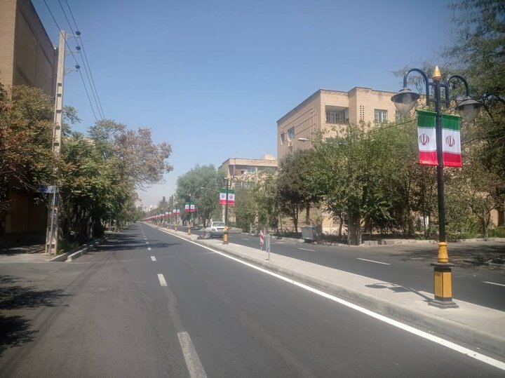 معابر و فضاهای عمومی منطقه۱۴ روشن‌تر شد