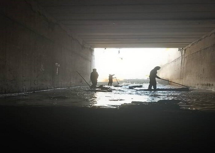 طرح گسترده لایروبی و نظافت انهار ناحیه یک منطقه ۸ برای آمادگی در فصل بارندگی 