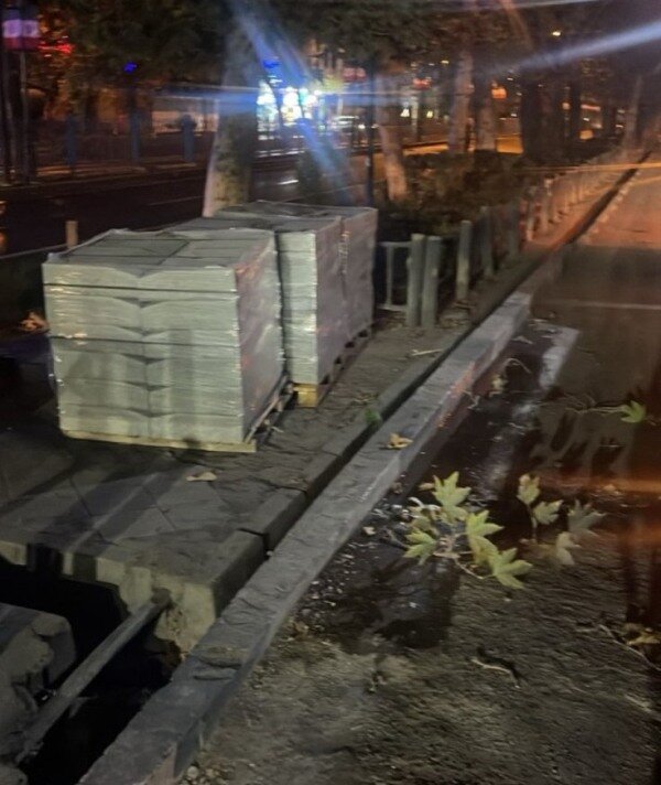 اجرای طرح روان‌سازی ترافیک و حذف پارک حاشیه‌ای در کندرو طرفین بلوار میرداماد