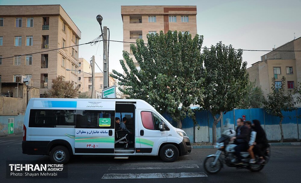 به وقت خدمت؛ سرویس خودرو رایگان دانش‌آموزان توان‌یاب