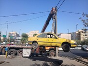 شناسایی و جمع‌آوری خودروهای فرسوده در منطقه ۱۵