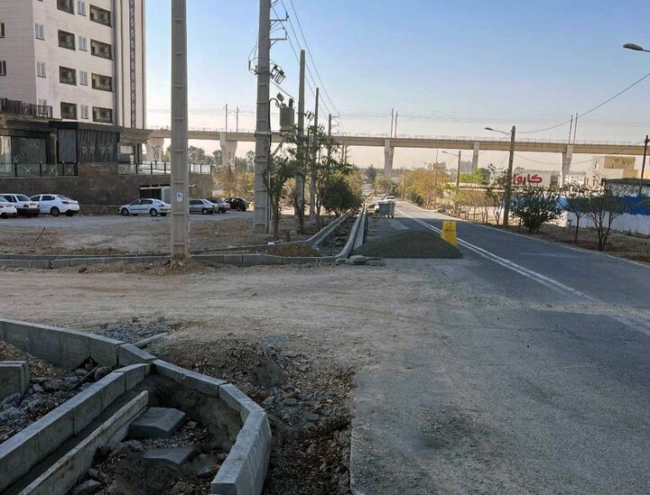 آغاز عملیات احداث پیاده‌رو و رفع نقاط آبگیر در خیابان آرش کمانگیر