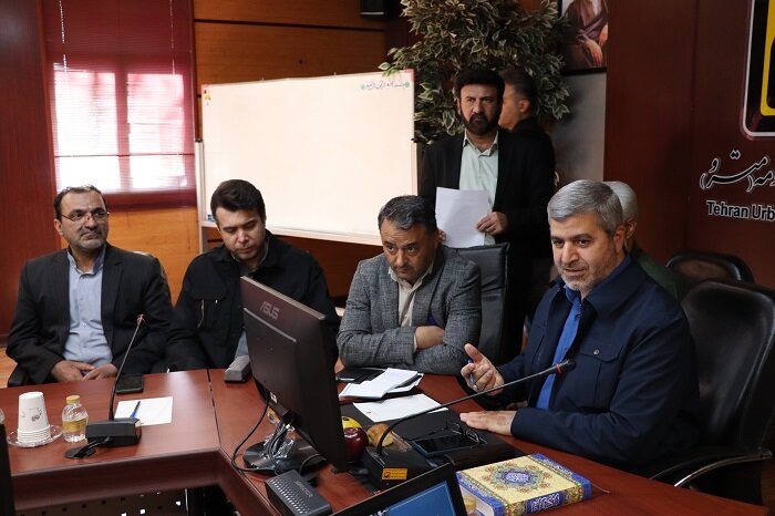 پشتیبان همکاران خدوم هستیم؛ نیروی انسانی سرمایه واقعی شهرداری است