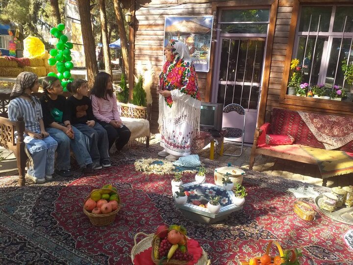 حضور چند هزار کودک، مادر، مادربزرگ در جشنواره بین‌نسلی «ریحانه»