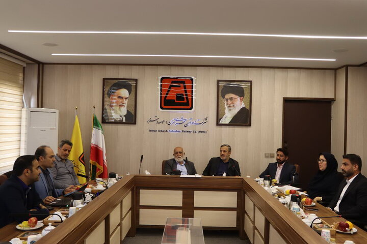 احداث سازه ورودی شرقی و تجهیز زیرگذر گلوبندک با هدف تسهیل دسترسی به ایستگاه مترو پانزده خرداد