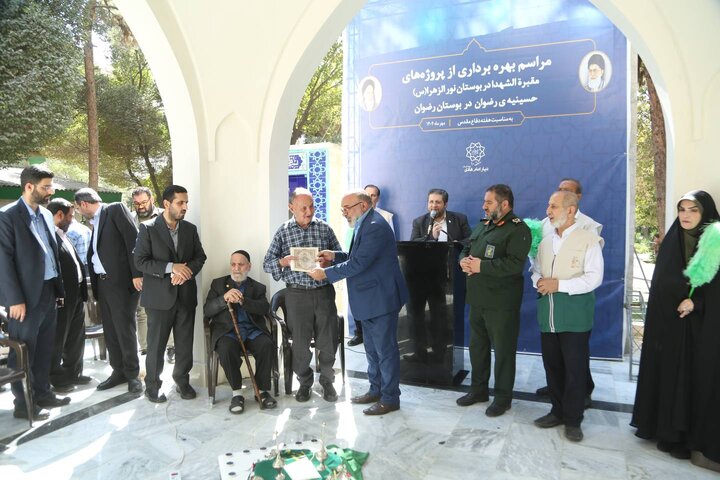 تحقق کامل برنامه‌های مالی و عمرانی در حوزه یادمان‌های ایثار و شهادت منطقه ۱۰