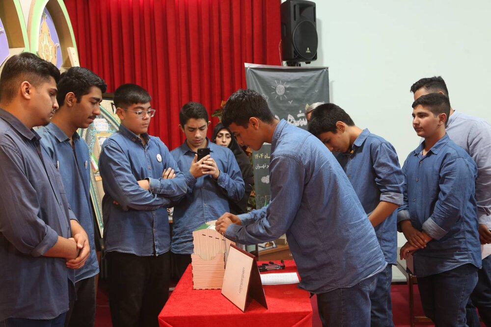 آغاز بیست‌وپنجمین دوره انتخابات «شهردار مدرسه» در منطقه ۱۰ با رویکرد تقویت مشارکت اجتماعی دانش‌آموزان