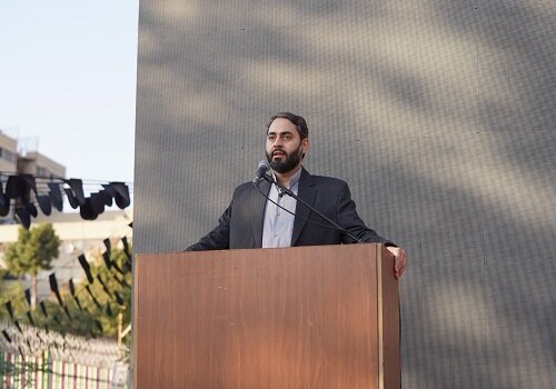 حضور پرشور مردم در مراسم سالگرد شهید آرمان علی‌وردی