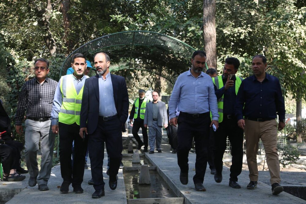 اجرای چهارمین مرحله طرح کوچه پس کوچه در بلوک ٢ محله بریانک 