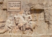 از مجسمه «زانو زنندگان برابر ایران» رونمایی می‌شود