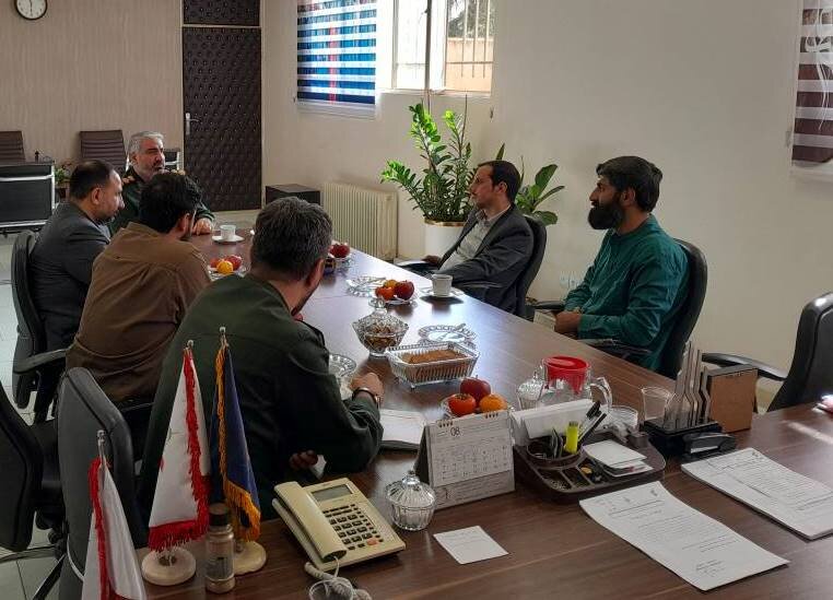 دیدار شهردار منطقه ۷ با فرمانده سپاه ناحیه مقاومت بسیج شهید مطهری