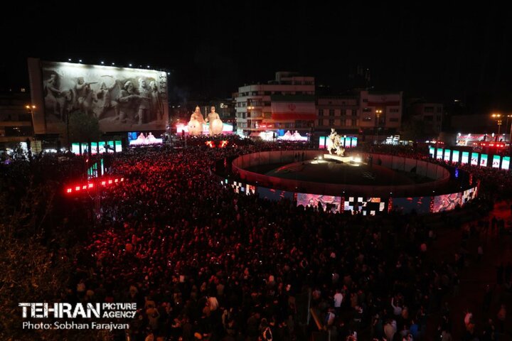 تقدیر نادعلی از سازمان زیباسازی برای ایده مجسمه «زانوزنندگان برابر ایران»  