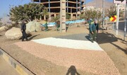 اجرای شن رنگی در محدوده فضای سبز حاشیه معابر غرب تهران
