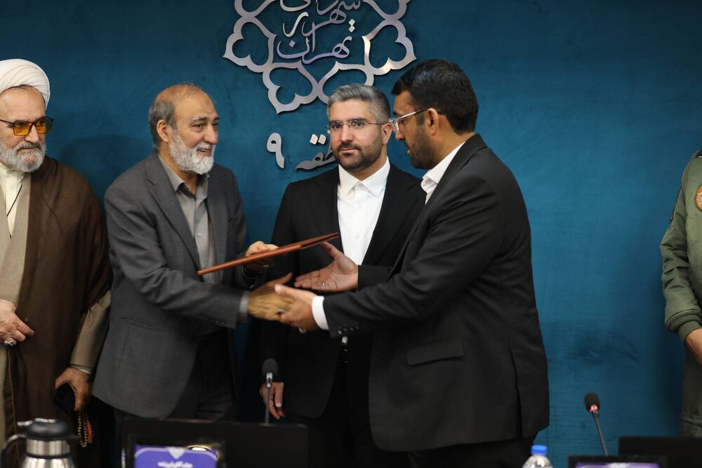 برگزاری آیین تکریم و معارفه شهرداران مناطق ۹ و ۱۳