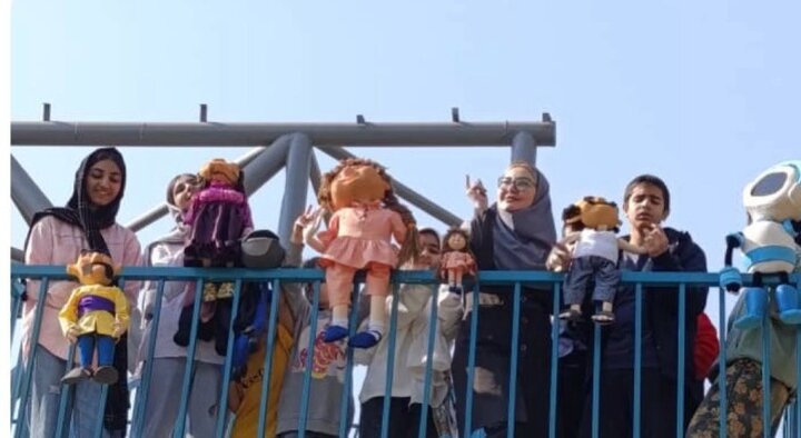 برگزاری ویژه‌برنامه هفته کتاب‌خوانی با عنوان “قصه‌های شهر من؛ روایت ایمنی و مهربانی در خیابان”