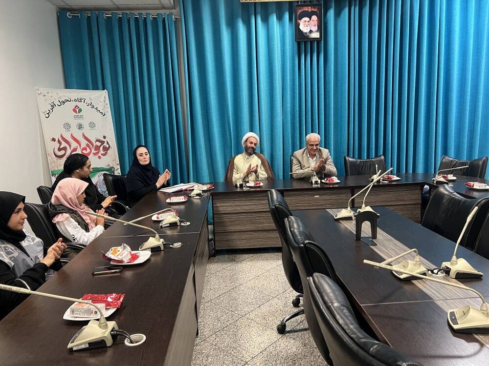 شناسایی ظرفیت‌های باشگاه داوطلبان اجتماعی شهر تهران در منطقه ۲۲