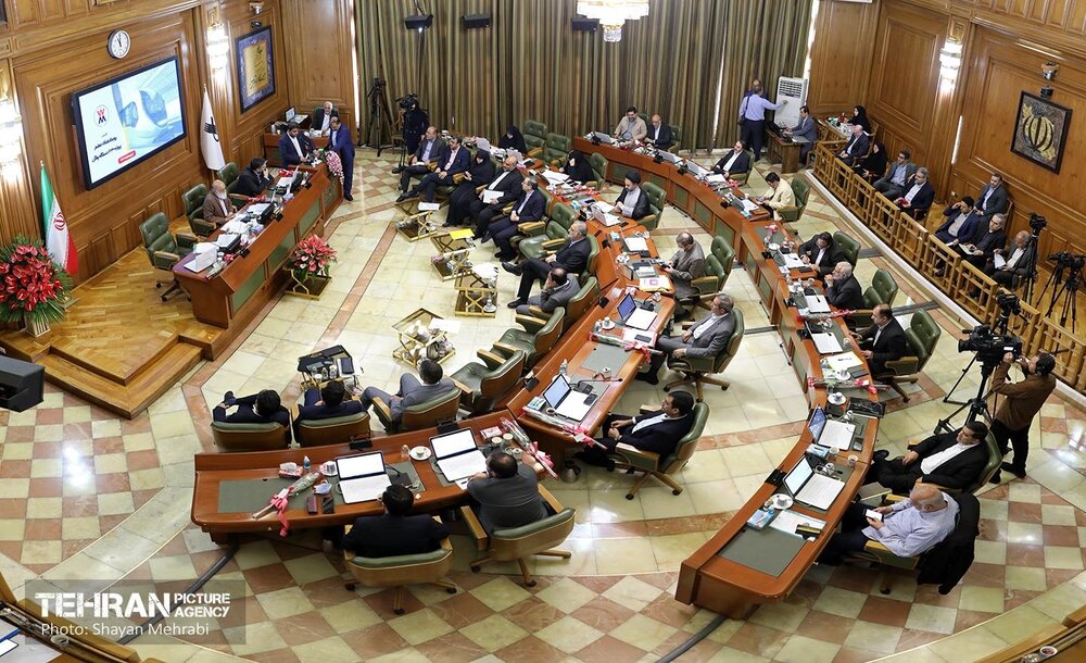 ساخت یادمان رهبر شهید انقلاب باید با هماهنگی دفتر رهبری باشد