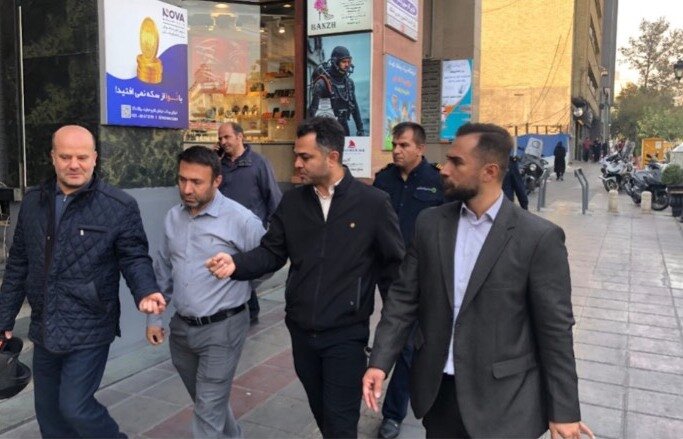 اجرای طرح جامع ساماندهی بساط گستری در منطقه ۳ 