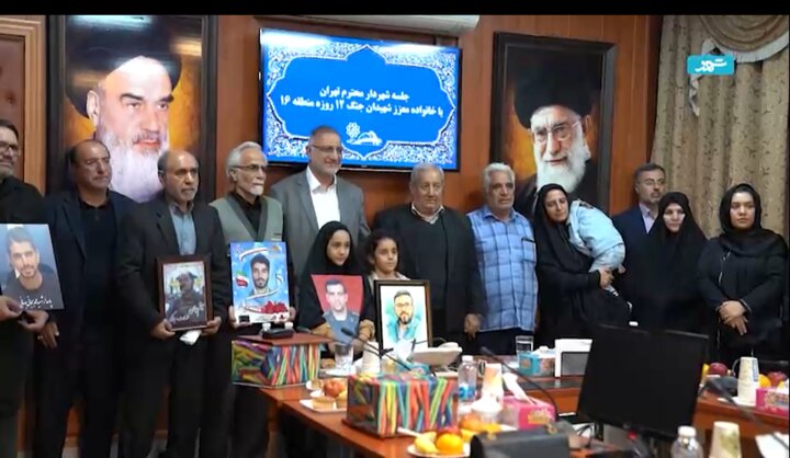 دیدار شهردار با خانواده‌های شهدای جنگ ۱۲ روزه
