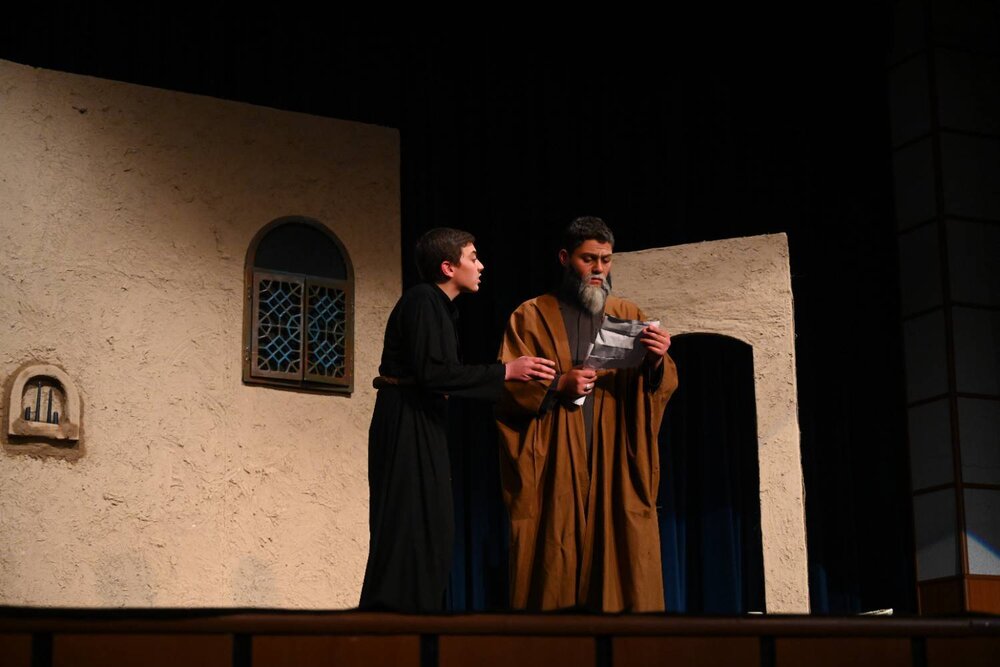 اجرای نمایش تاریک‌ترین کودتا، با روایت دانش‌آموزان در دهه دوم فاطمیه 