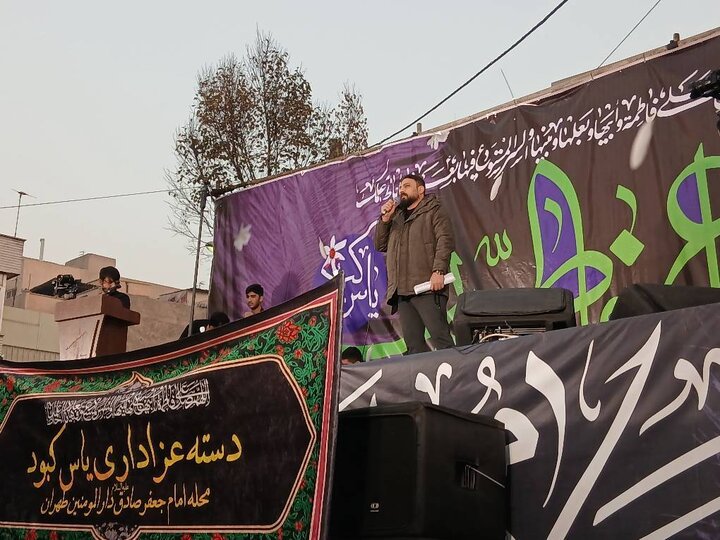  هزاران عاشق اهل بیت در میدان ۱۳ آبان گرد هم آمدند