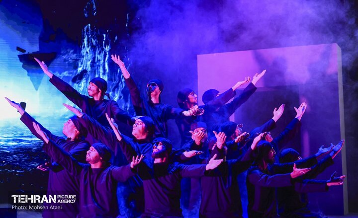 «هامان» روی صحنه برج میلاد