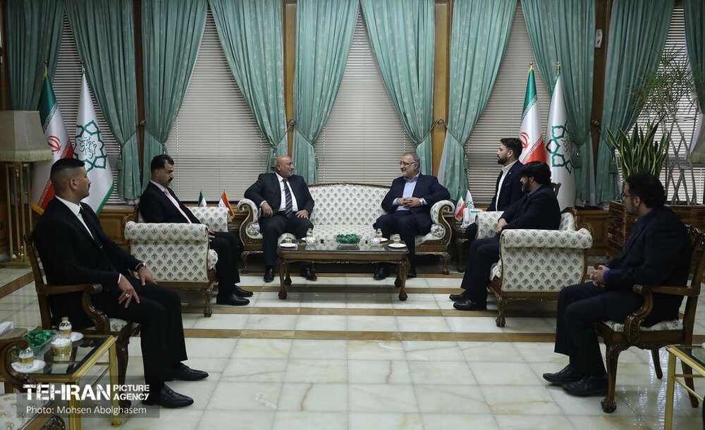 زاکانی: اتوبوس‌های تهران در ۴ سال اخیر دو برابر شده است