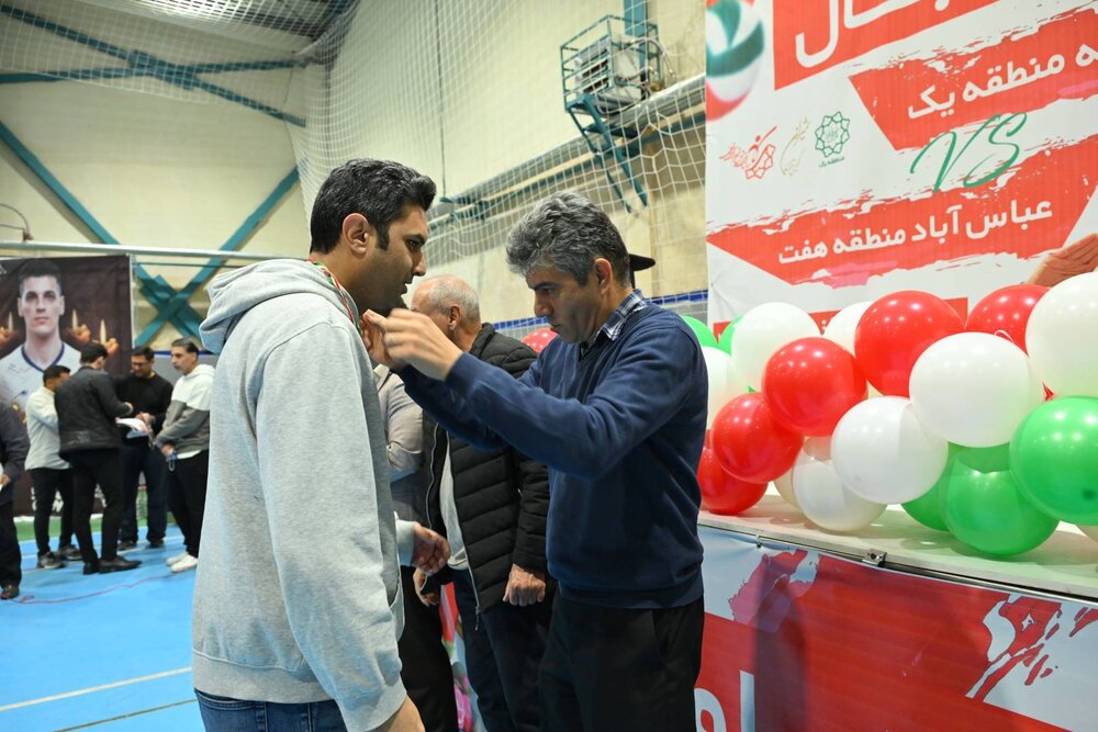 بلندقامتان منطقه یک قهرمان مسابقات والیبال پهنه شمال شرق شدند