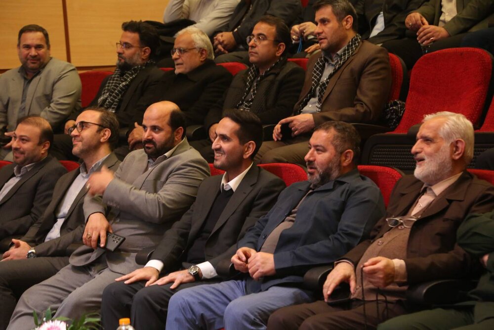 برگزاری گردهمایی فرماندهان بسیج ناحیه مقداد در منطقه ۱۰