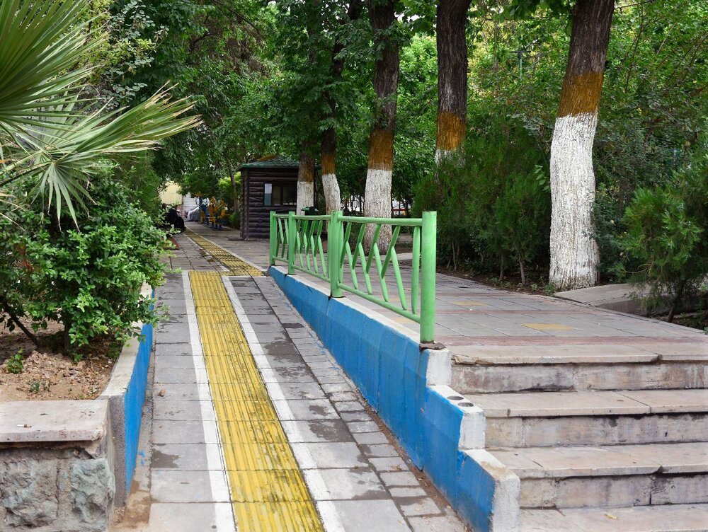 مناسب‌سازی ۱۲ هزار متر پیاده‌رو برای افراد دارای معلولیت