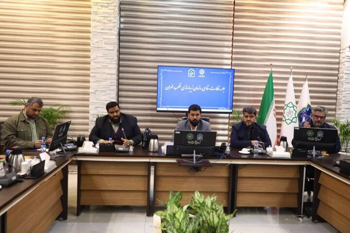 شتاب‌دهی به پروژه‌های سامان‌دهی سیما و منظر در منطقه ۱۲ با تاکید بر حفظ هویت تاریخی