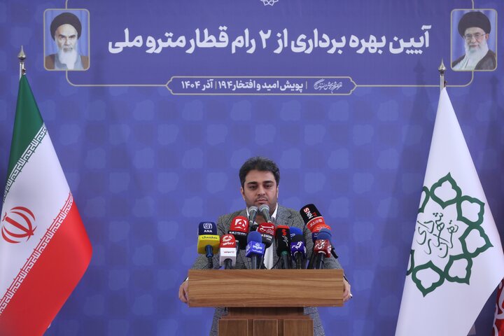 تولید متروباس‌ها از هفته گذشته آغاز شده است/ ورود اولین محموله اتوبوس‌های بی.آر.تی تا ۱۰ روز آینده