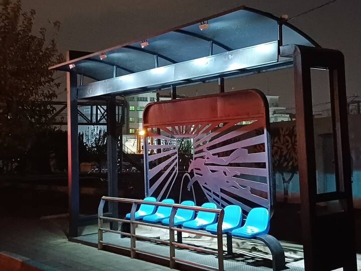 تداوم خدمات ارتقاء سیستم روشنایی ایستگاه‌های حمل ونقل عمومی منطقه ۹