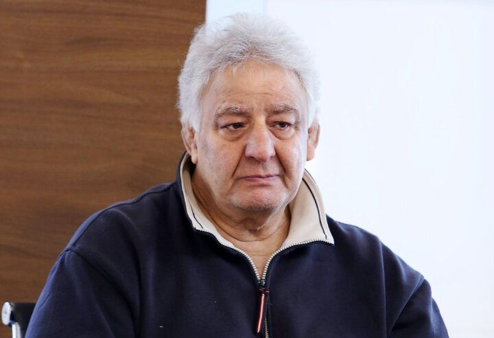 تقدیر پیشکسوت کشتی از شهرداری تهران