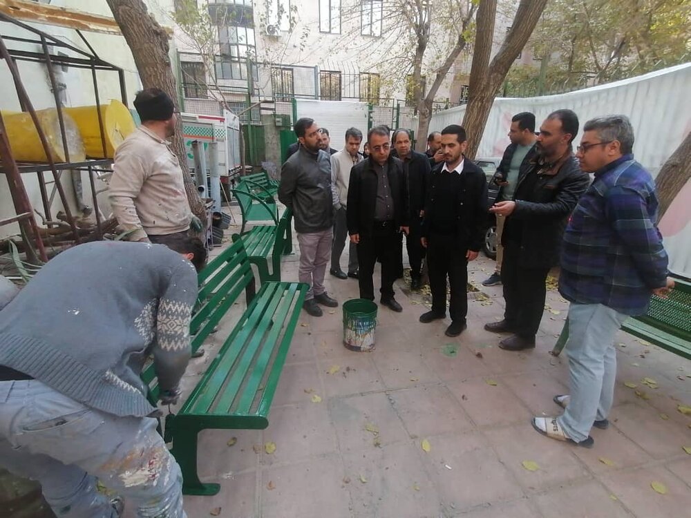 بازدید میدانی شهردار منطقه ۱۰ از روند تکمیل ۱۷ پروژه عمرانی، خدماتی و فرهنگی در سال جاری