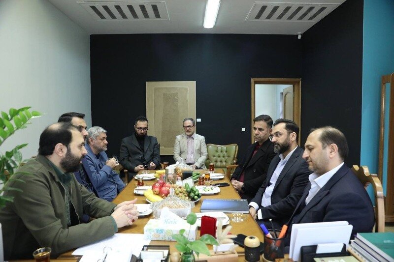 بازدید شهردار منطقه ۳ از موزه هنرهای دینی امام علی(ع)