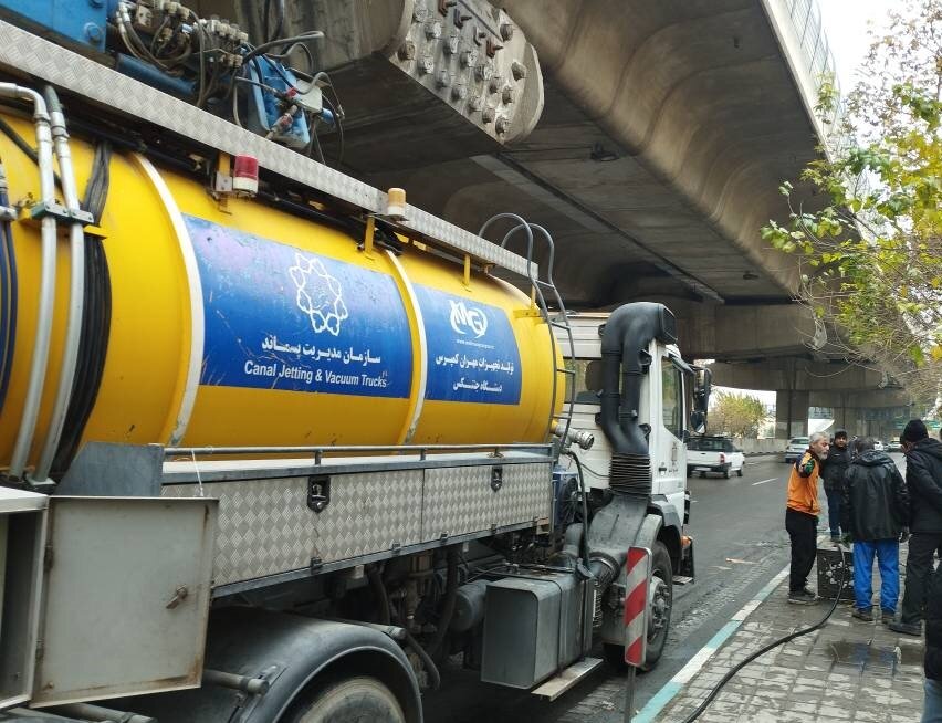 لایروبی ۱۰۸ هزار متر انهار منطقه یک در فصل بارش