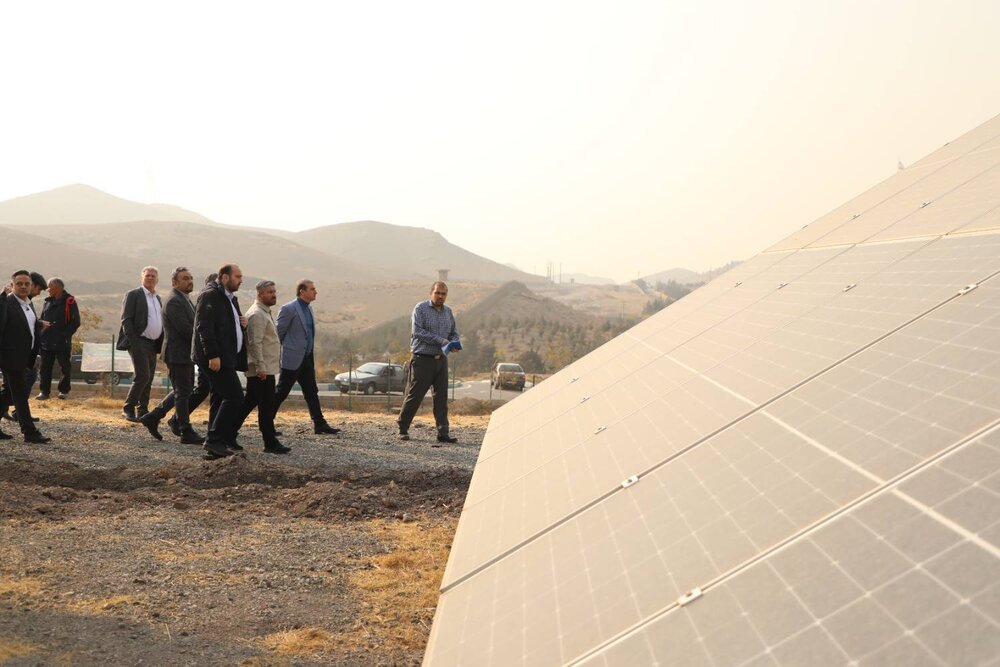  بهینه‌سازی و توسعه پنل‌های نیروگاه خورشیدی سرخه‌حصار 