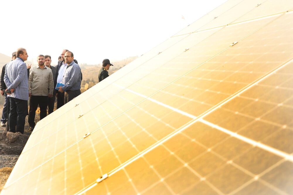  بهینه‌سازی و توسعه پنل‌های نیروگاه خورشیدی سرخه‌حصار 