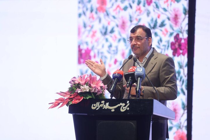 ساعت کاری مادران شاغل شناور می‌شود/ برنامه شهرداری برای کاهش شکاف حقوقی نیروهای رسمی